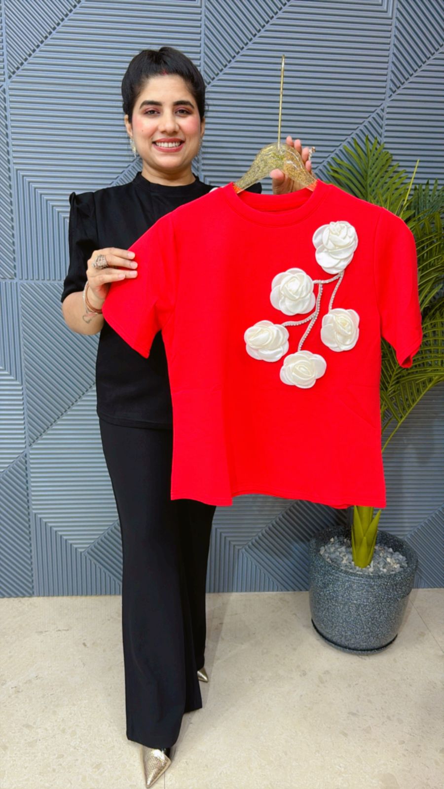Beautiful 3-D Flowers Summer Top GGR1285