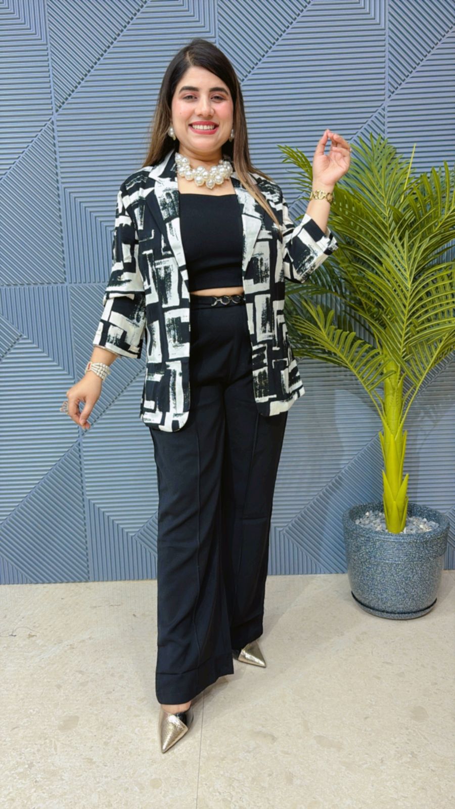 Beautiful 3peice Blazer Set GGR1257
