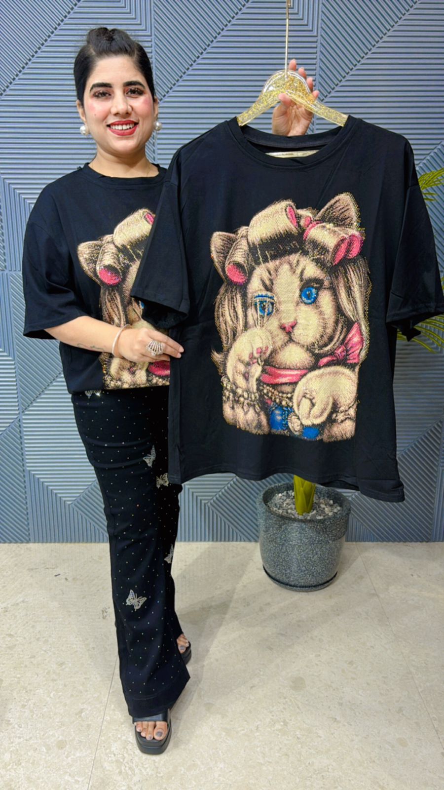 Beautiful Cotton Cat T-Shirt With Swarovski Work GGR1012