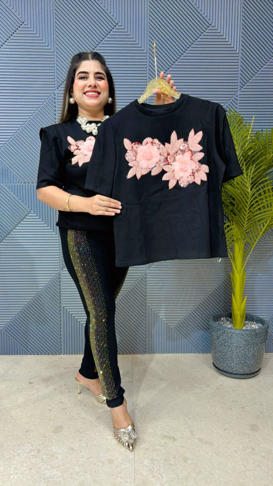 Beautiful Kardaa Flower Top With Embroidery WorkGGR1222