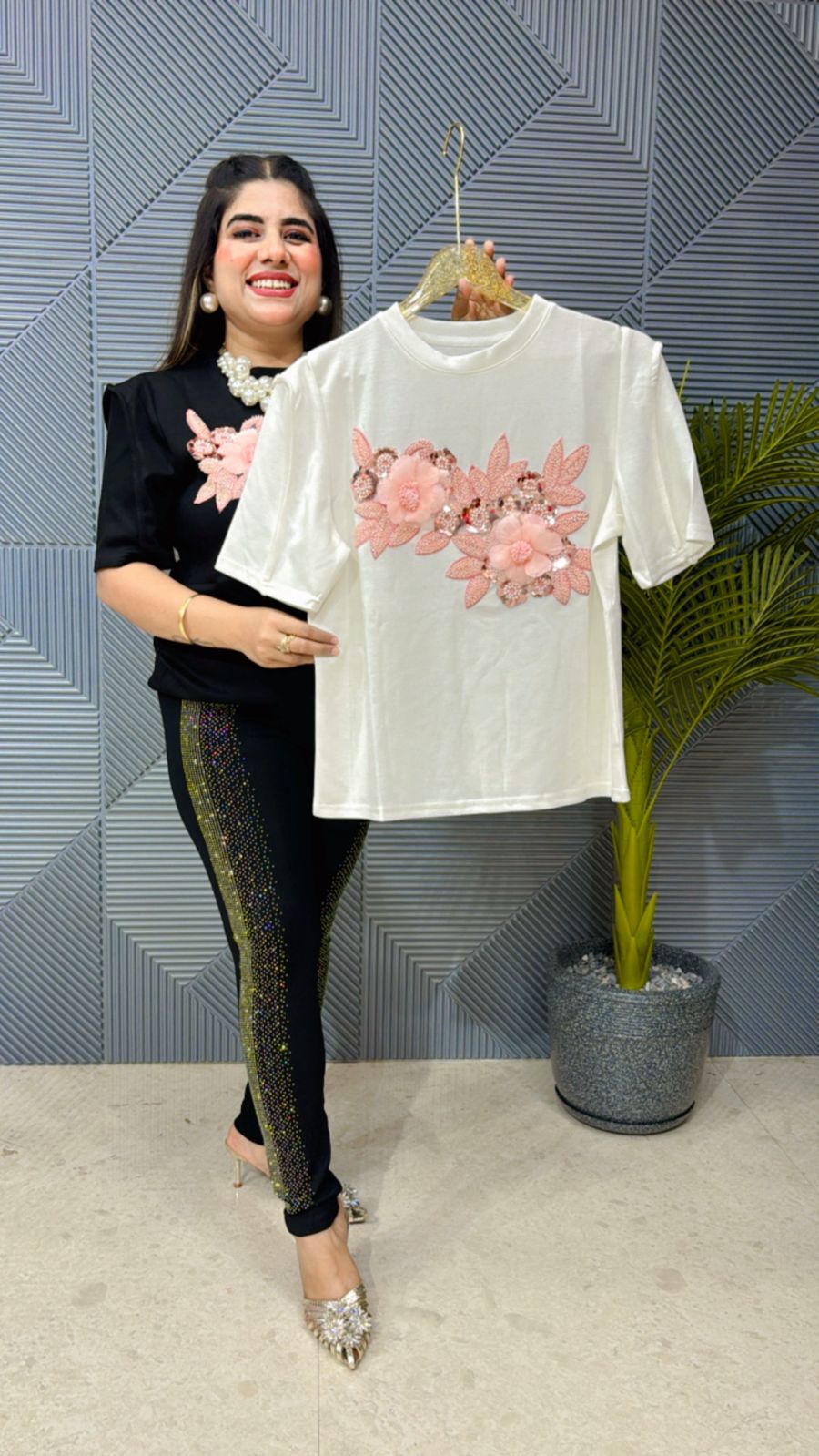 Beautiful Kardaa Flower Top With Embroidery WorkGGR1222