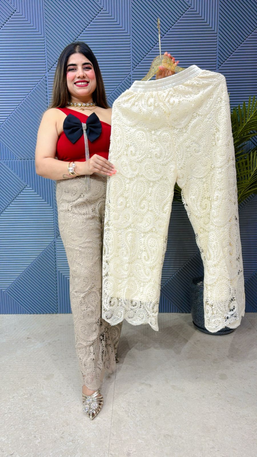 Beautiful Lace Bottom With LIning GGR1180