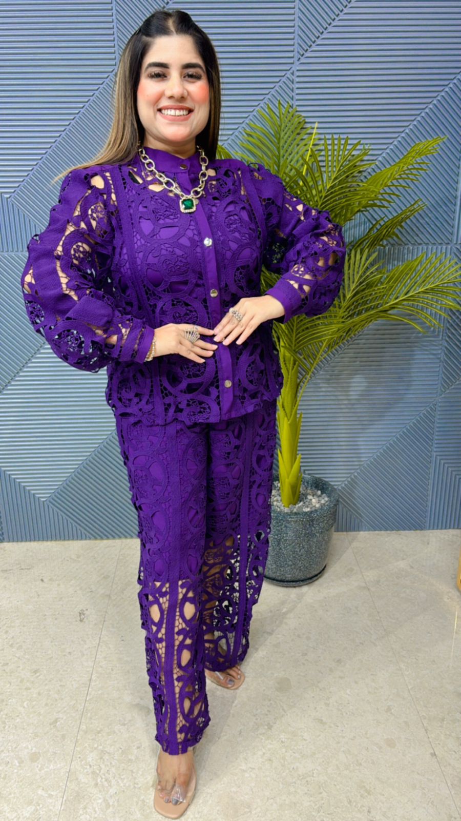 Beautiful Lace Cordset With Lining GGR1045
