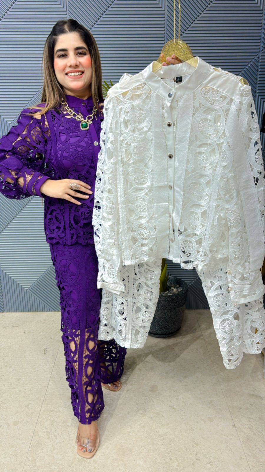 Beautiful Lace Cordset With Lining GGR1045