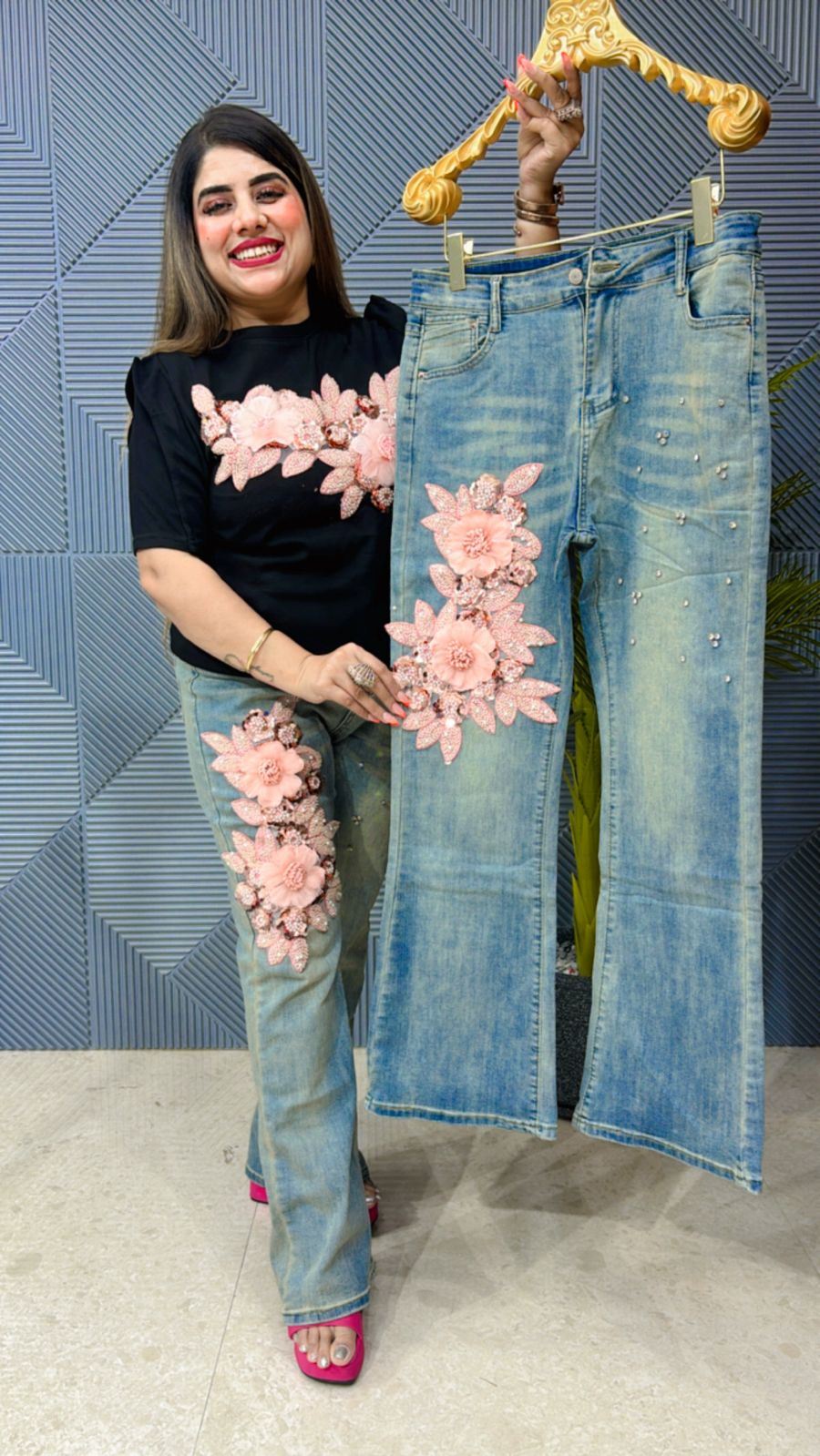 Jeans With Front Flower Work GGR1126