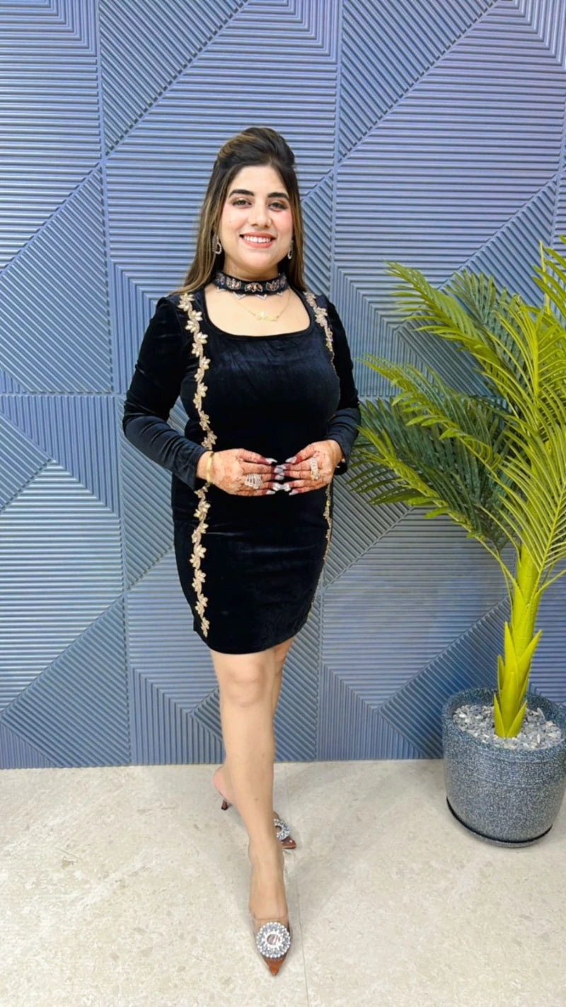 Premium Partywear Choker Neck Velvet Dress GGR686