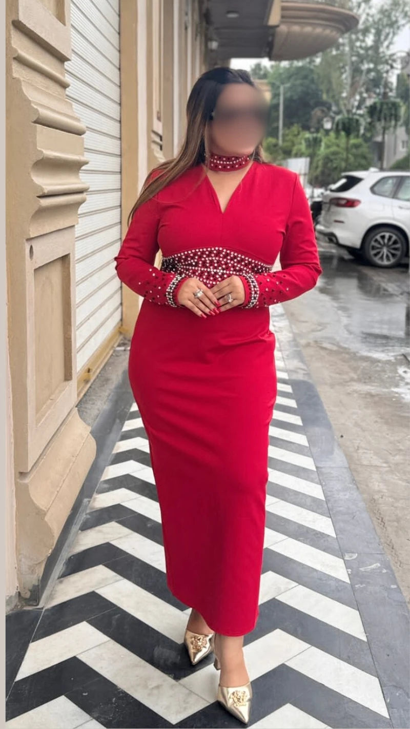 Dress with choker neckline online