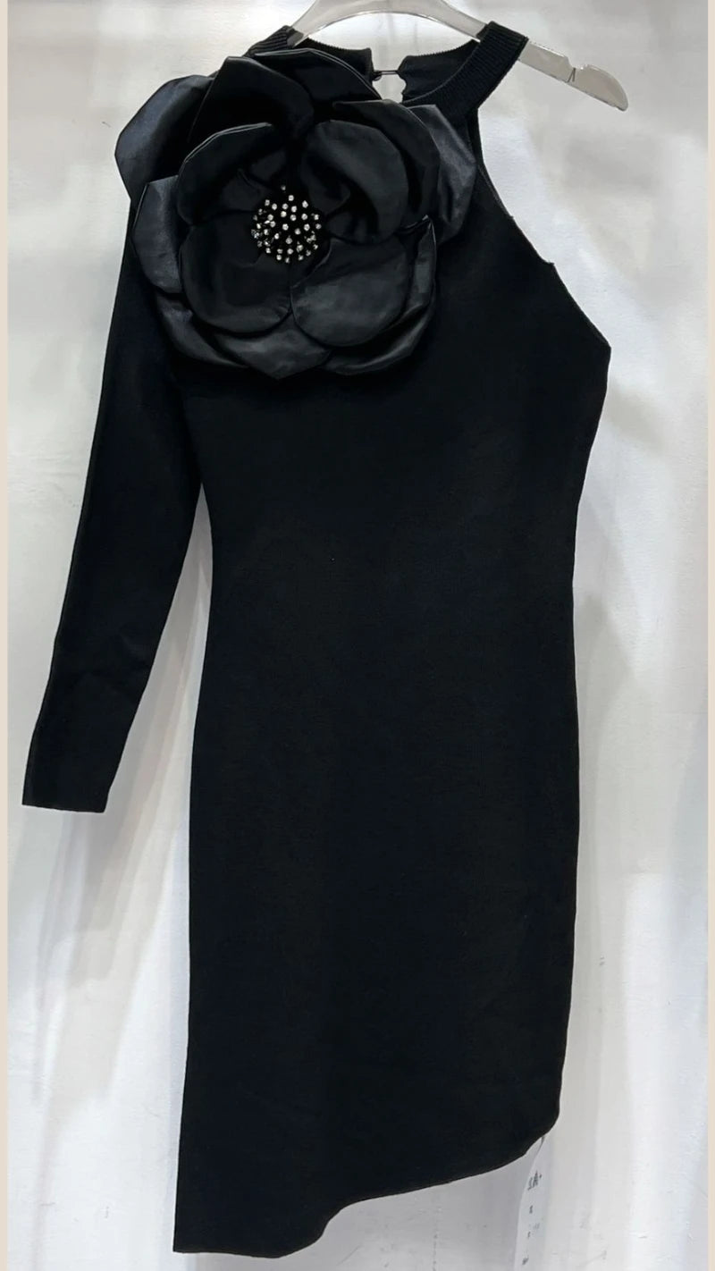 Premium Quality Knitted One Shoulder Flower Dress GGR598