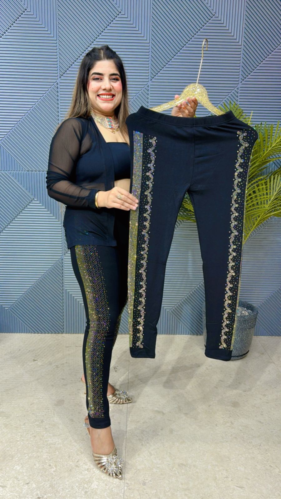 Stunning HojariPant With Swarovski GGR1205