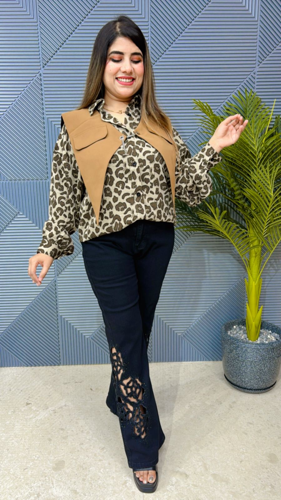 Stunning Shirt With Colar GGR1198