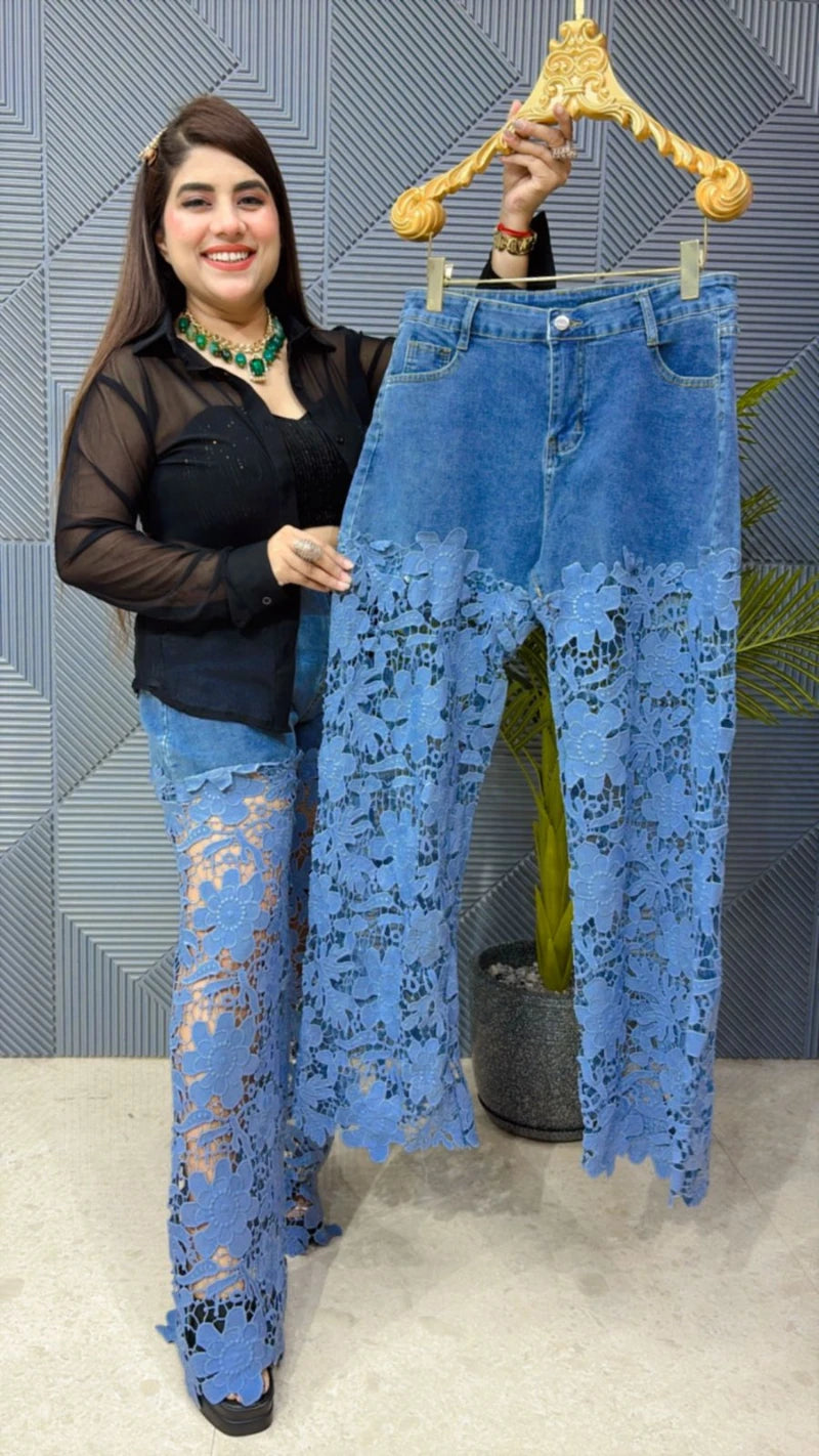 PREMIUM JEANS WITH LACE WORK GGR1827
