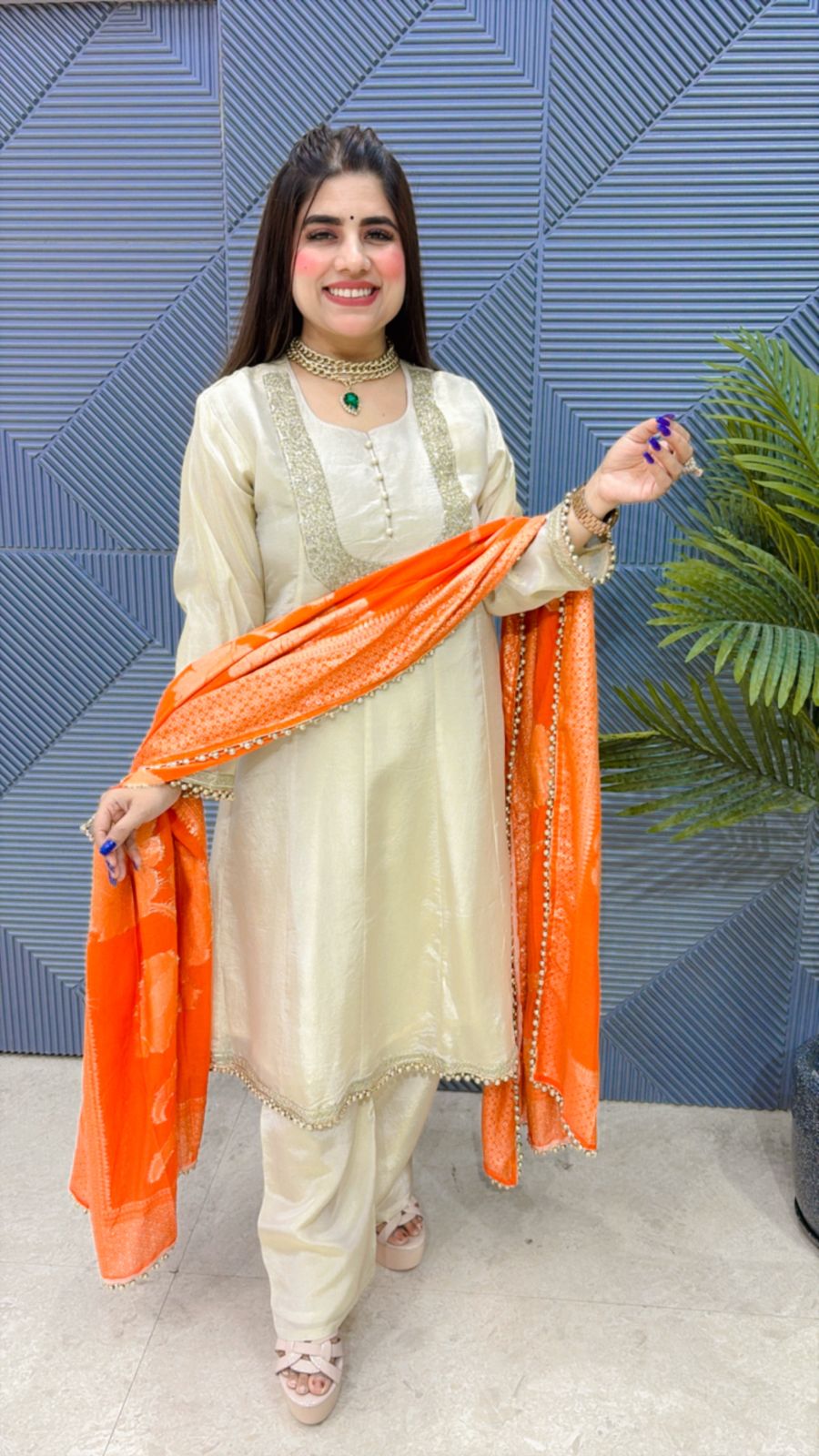 BEAUTIFUL 3 PIECE SET GGR3108