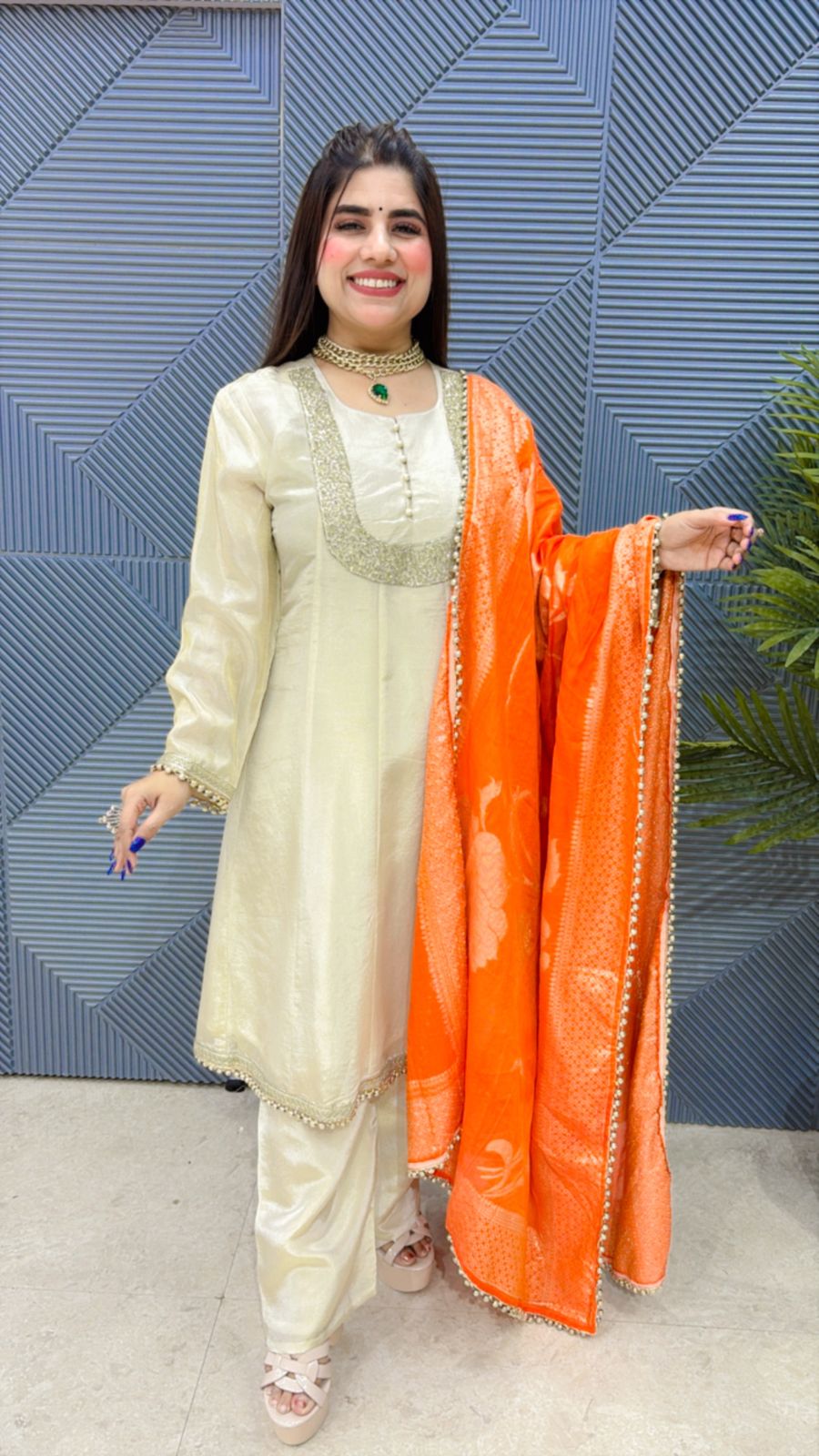 BEAUTIFUL 3 PIECE SET GGR3108