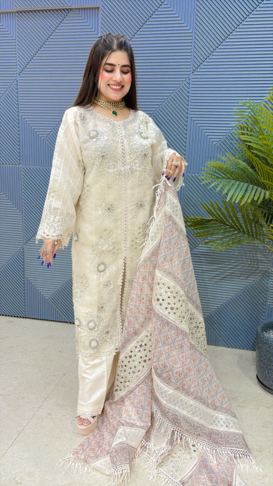 BEAUTIFUL 3 PIECE SET GGR3109