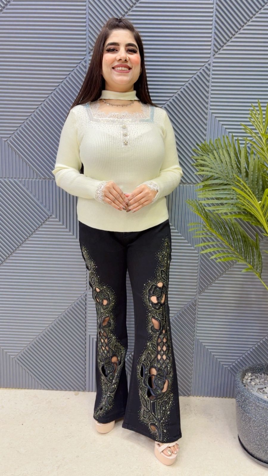 PREMIUM EMBROIDERY JEANS GGR4091