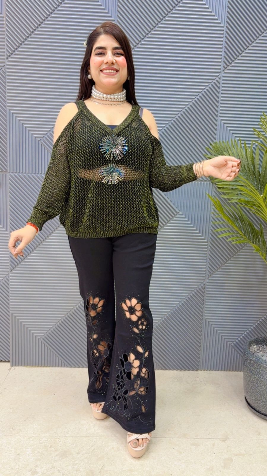 BEAUTIFUL 3D WORK NET QUERSIA TOP GGR4122 Girls Glitters