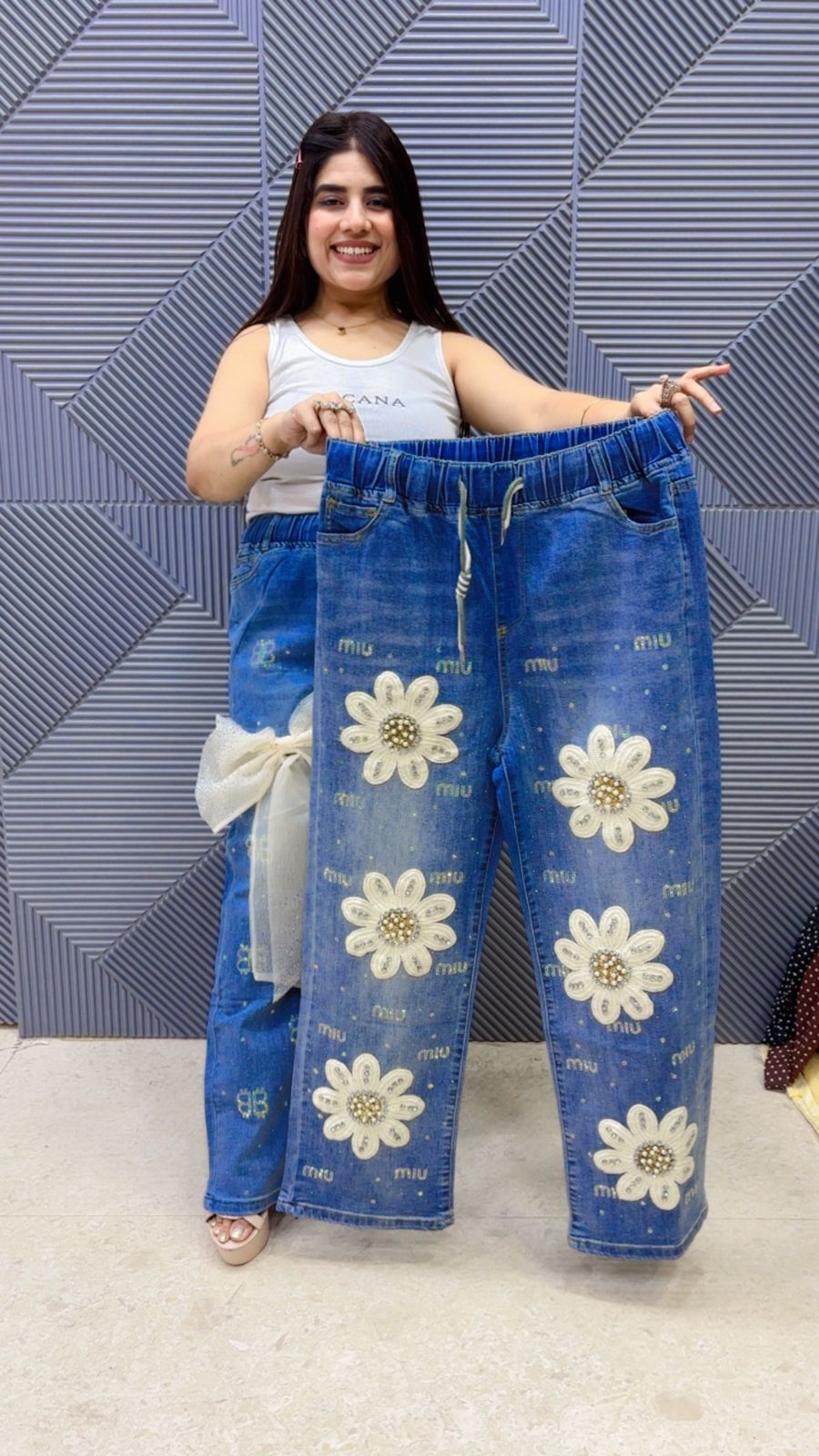 BEAUTIFUL DEMIN FLOWER DESIGN BOTTOM GGR7078 Girls Glitters