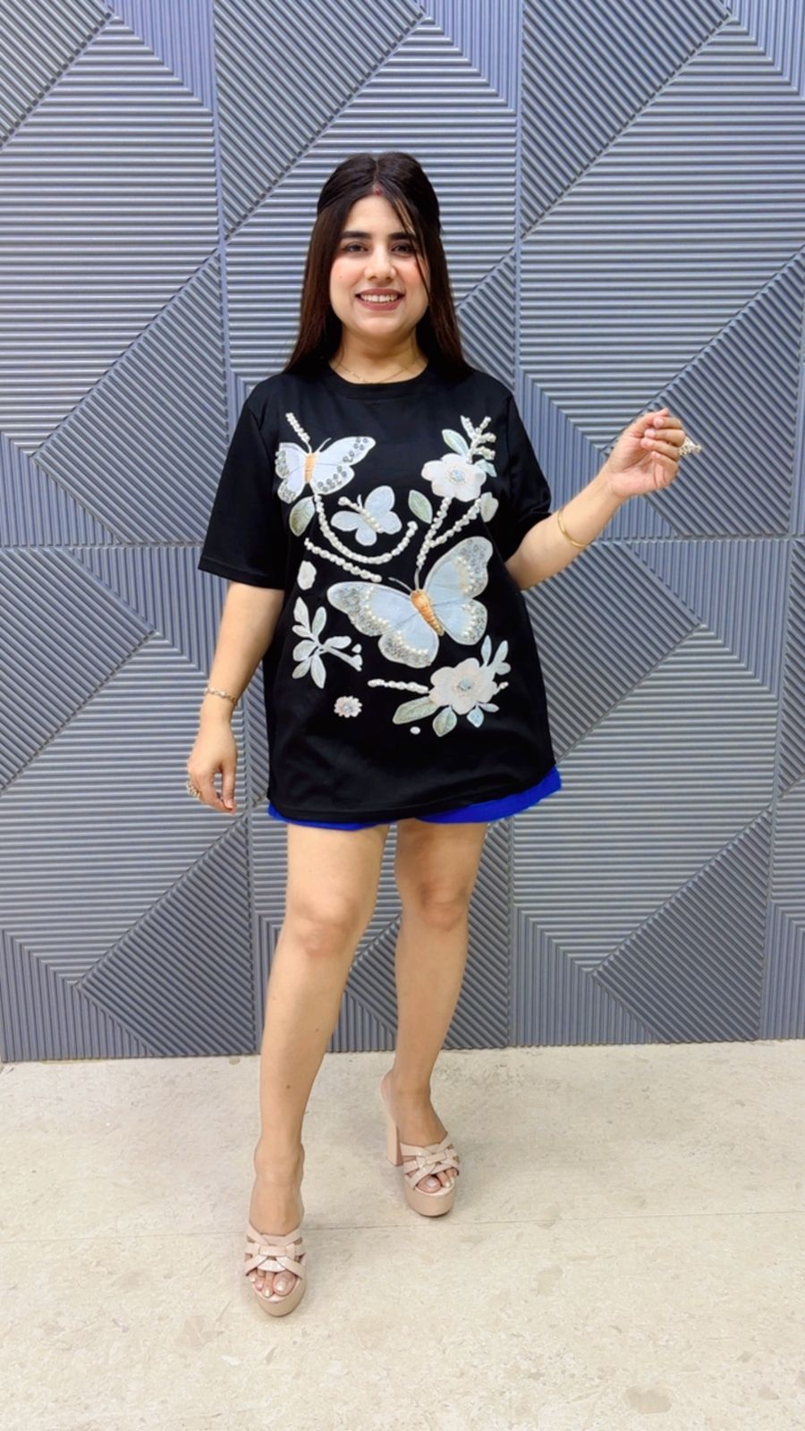 BEAUTIFUL PREMIUM DESIGNER T-SHIRT GGR5072 Girls Glitters