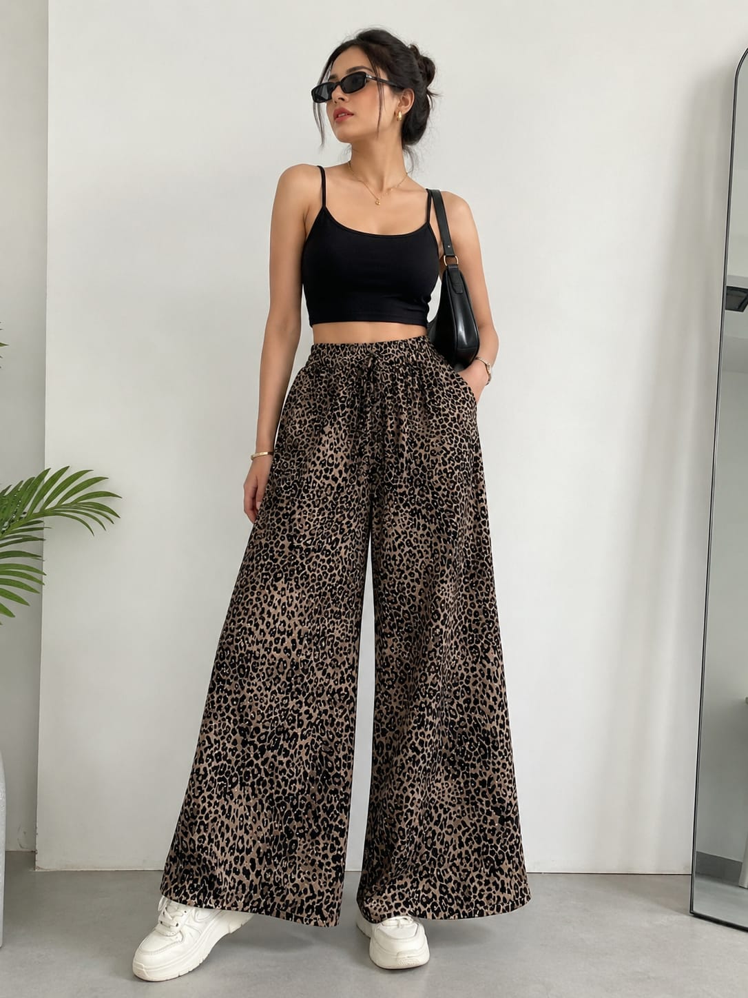 BEAUTIFUL SWAROVSKI LEOPARD BOTTOM GGR5283 Girls Glitters