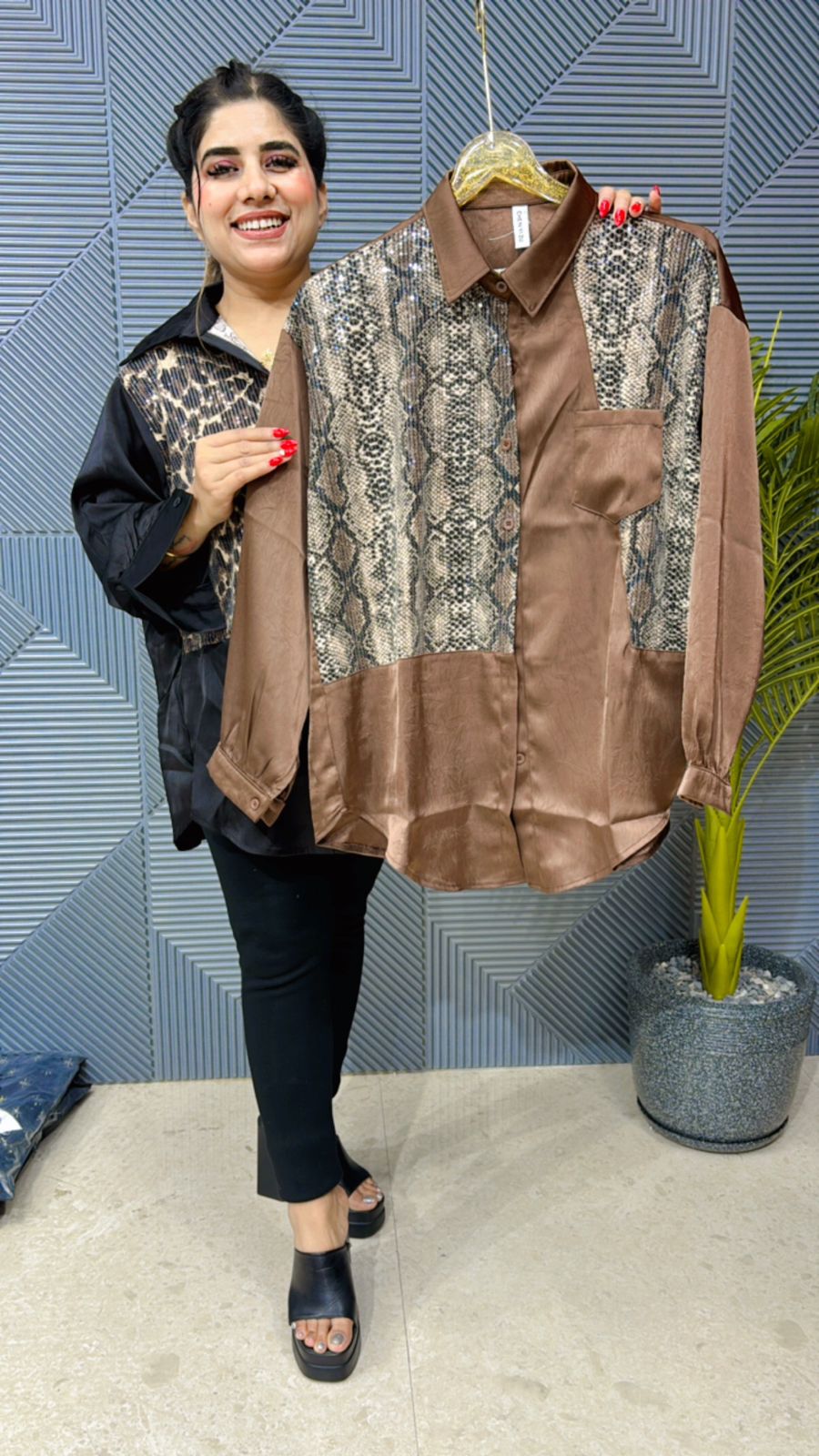 Beautiful Sequence Leopard Top GGR1112