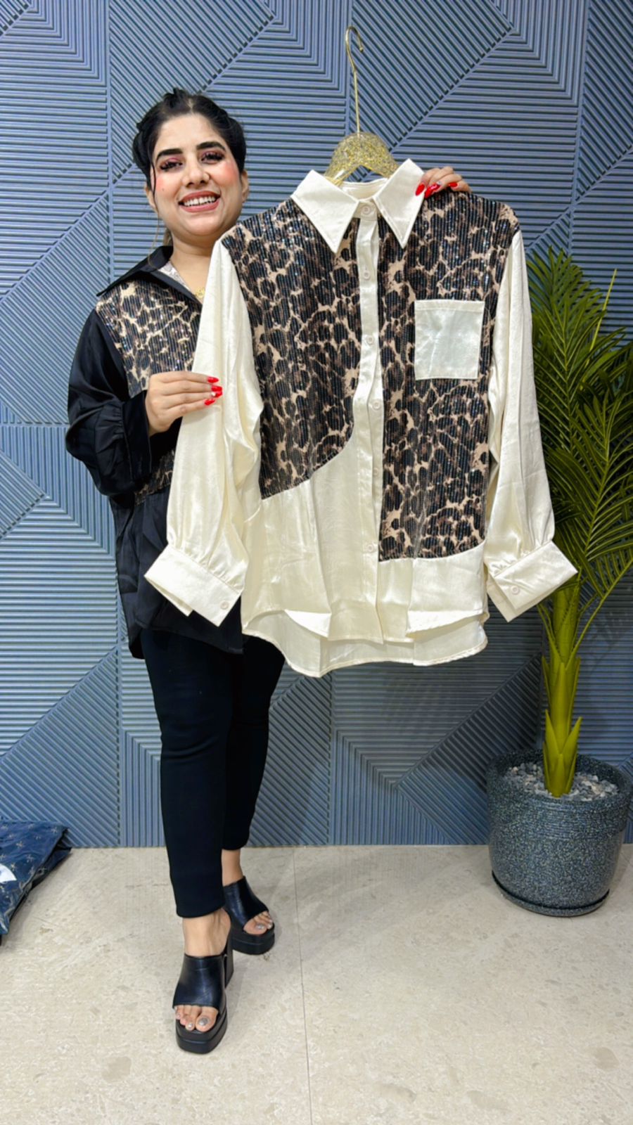 Beautiful Sequence Leopard Top GGR1112