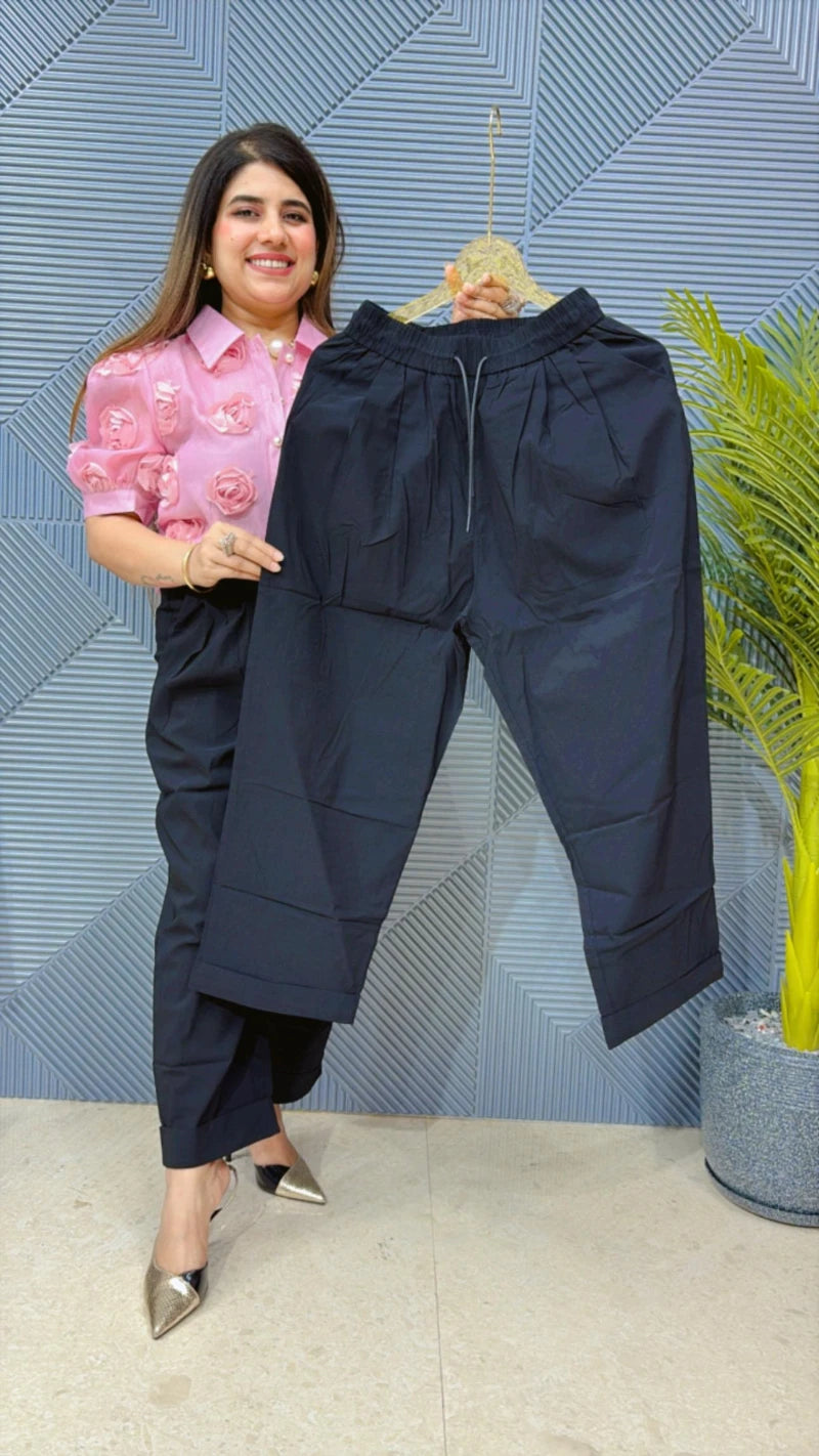 Stretchable bottom GGR1571