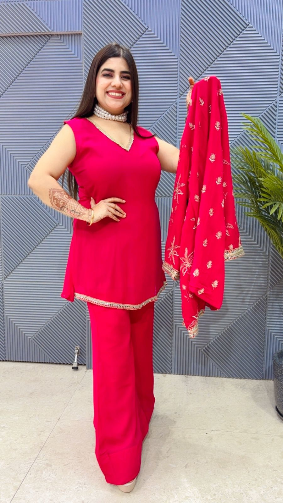 BEAUTIFUL SUIT WITH JACKET GGR3302