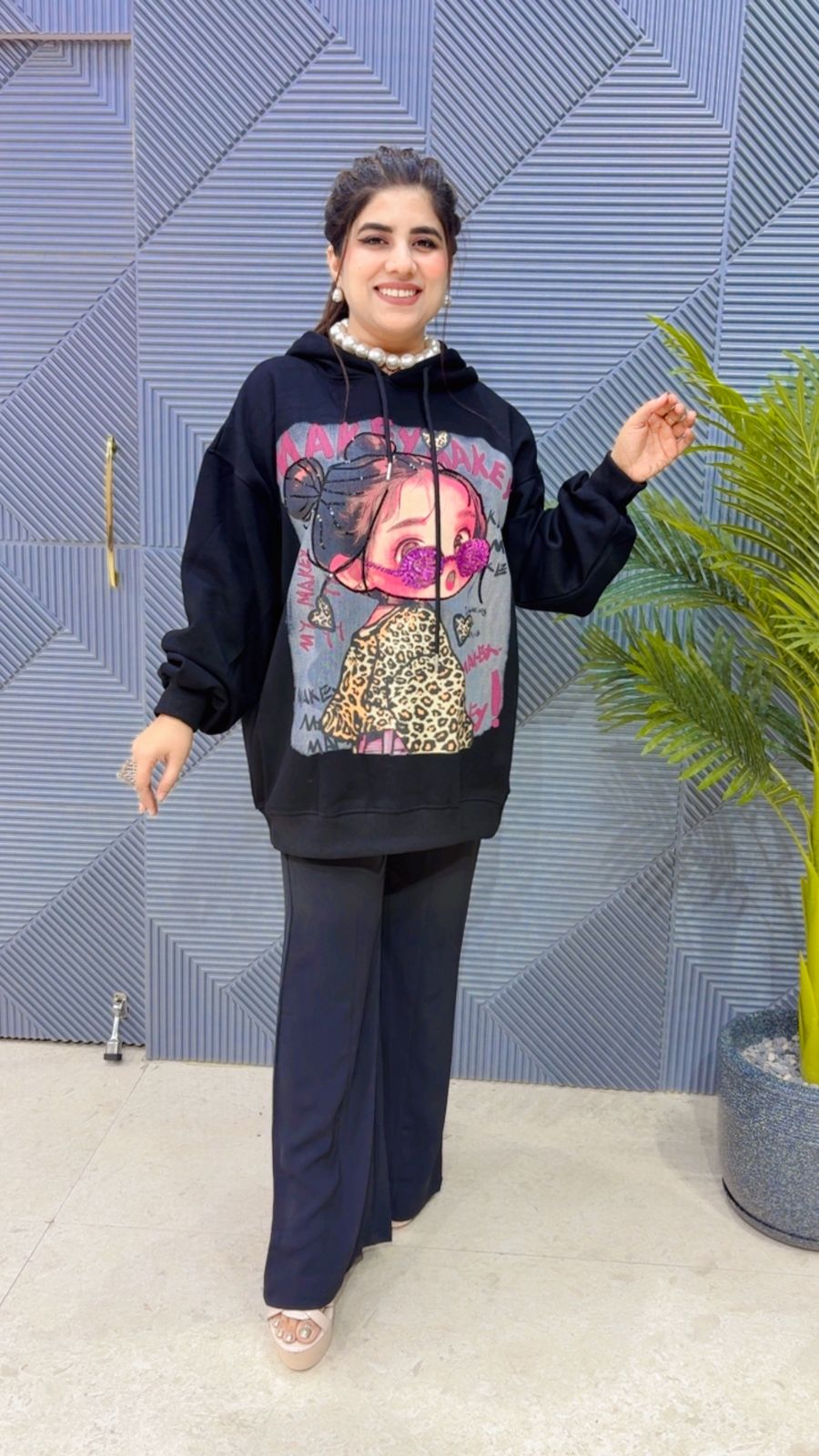 PREMIUM WINTER WEAR HOODIE GGR3341