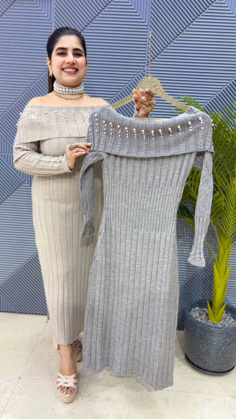 BEAUTIFUL WOOLEN DRESS GGR3491