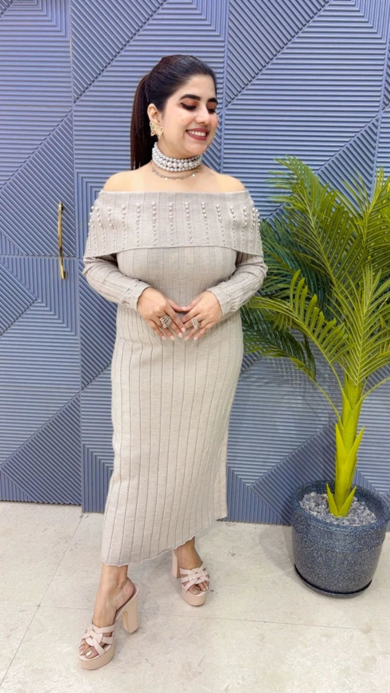 BEAUTIFUL WOOLEN DRESS GGR3491