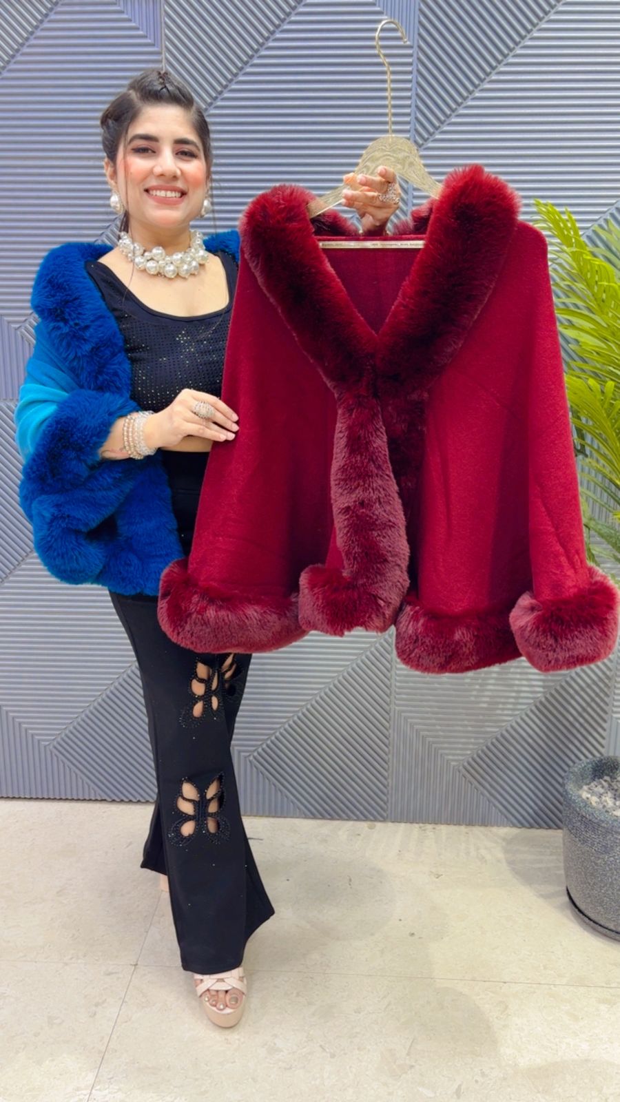 BEAUTIFUL WINTERWEAR PONCHU GGR3543