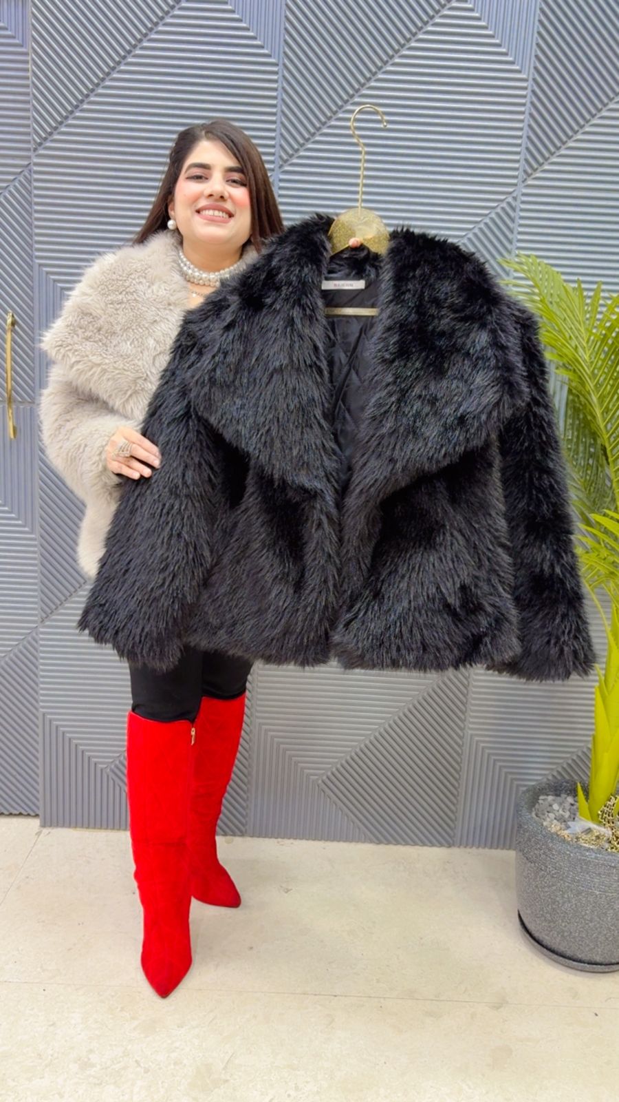 BEAUTIFUL FURR COAT GGR3714