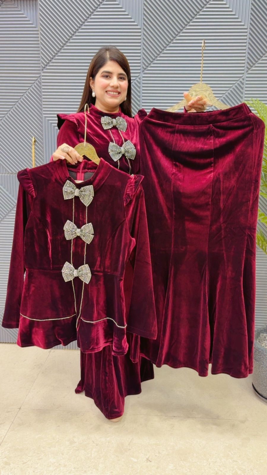 BEAUTIFUL VELVET SKIRT SET GGR3766