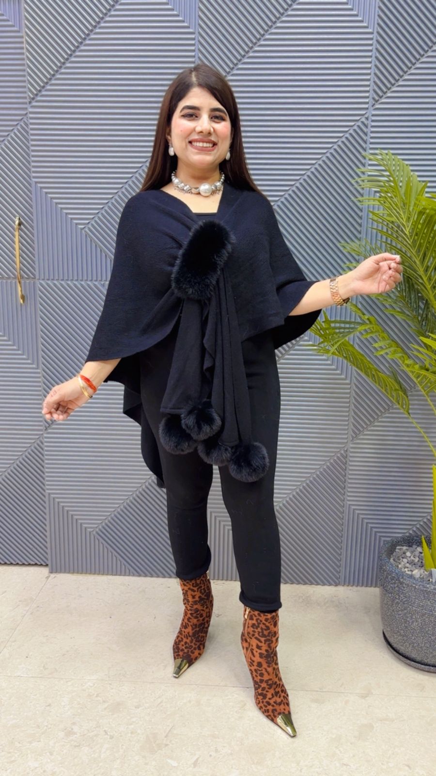 BEAUTIFUL PONCHU GGR3768