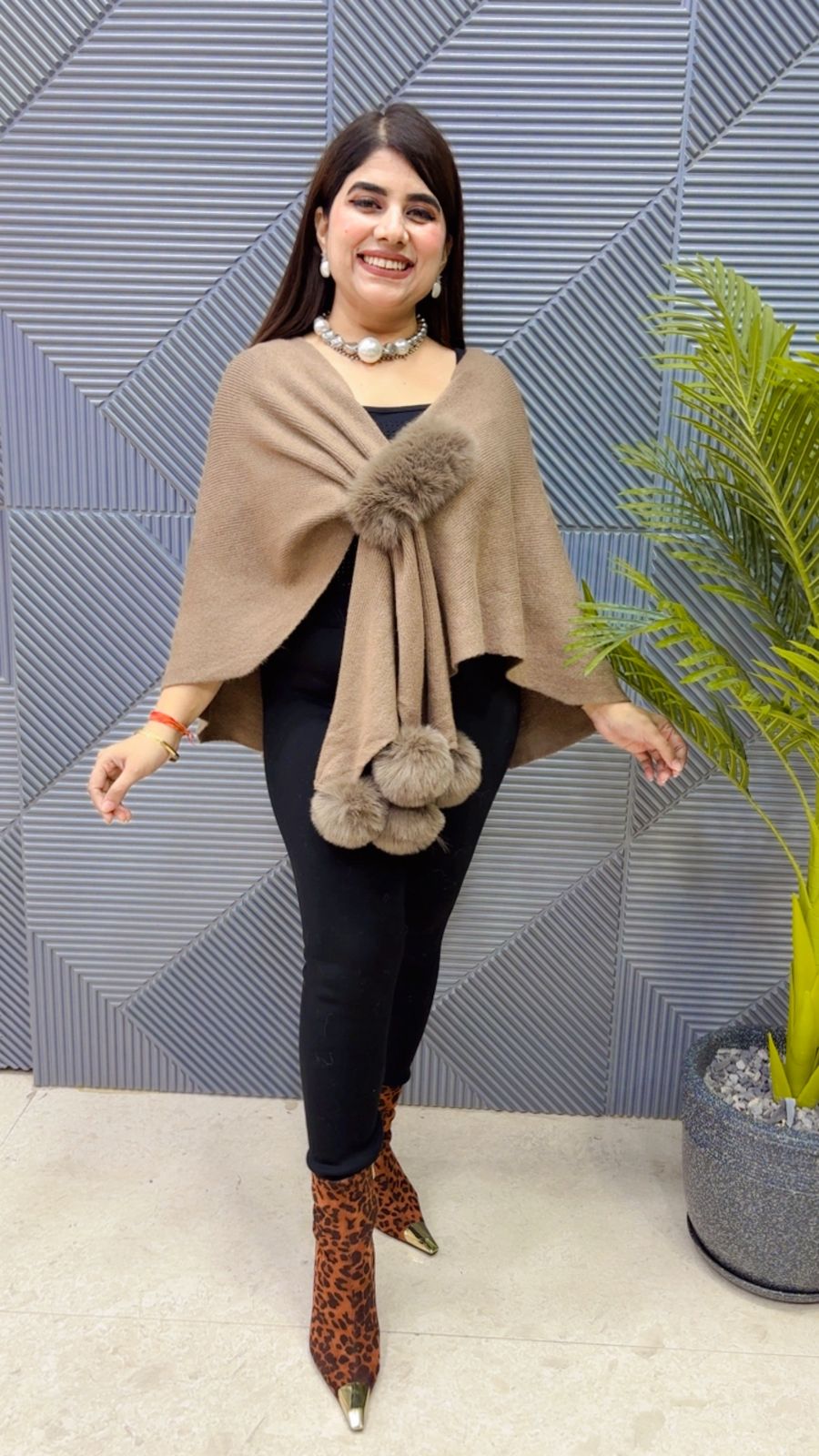 BEAUTIFUL PONCHU GGR3768