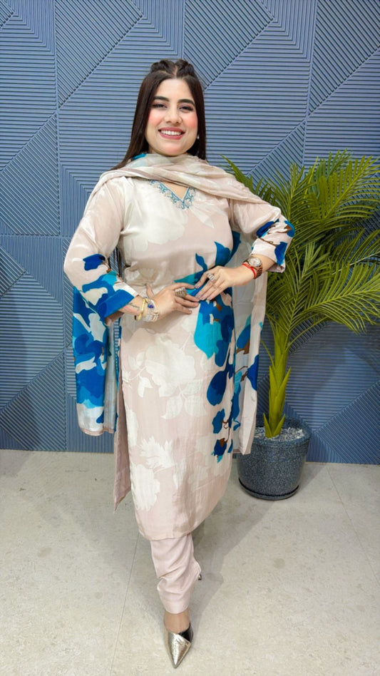 beautiful 3 piece set with cut dana work and lining ggr1892
