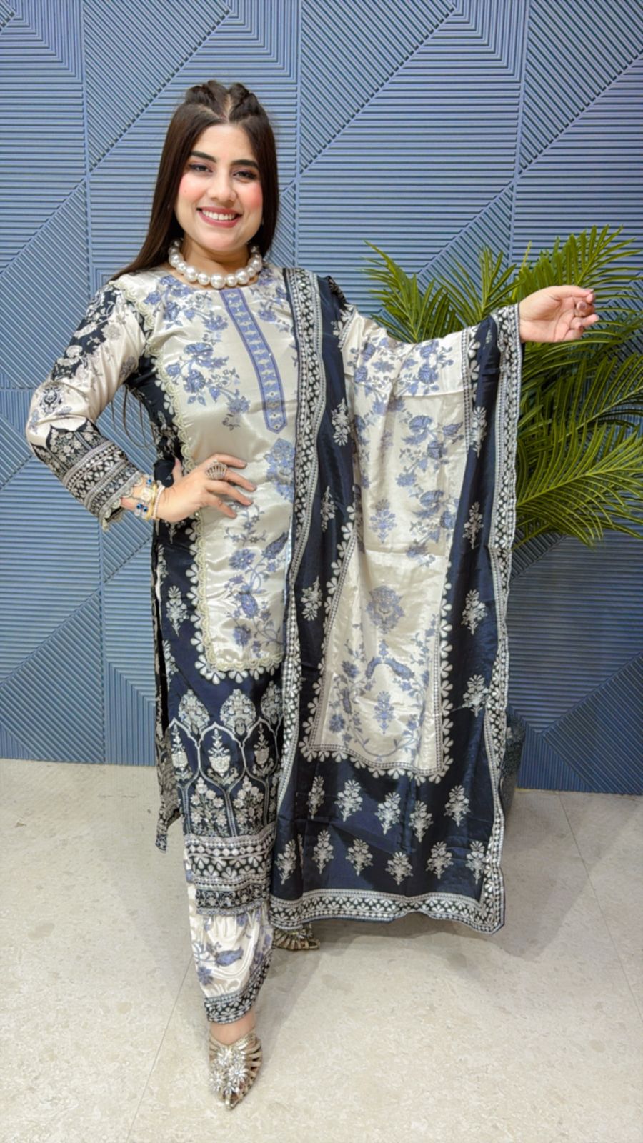 BEAUTIFUL 3 PIECE SET GGR1897