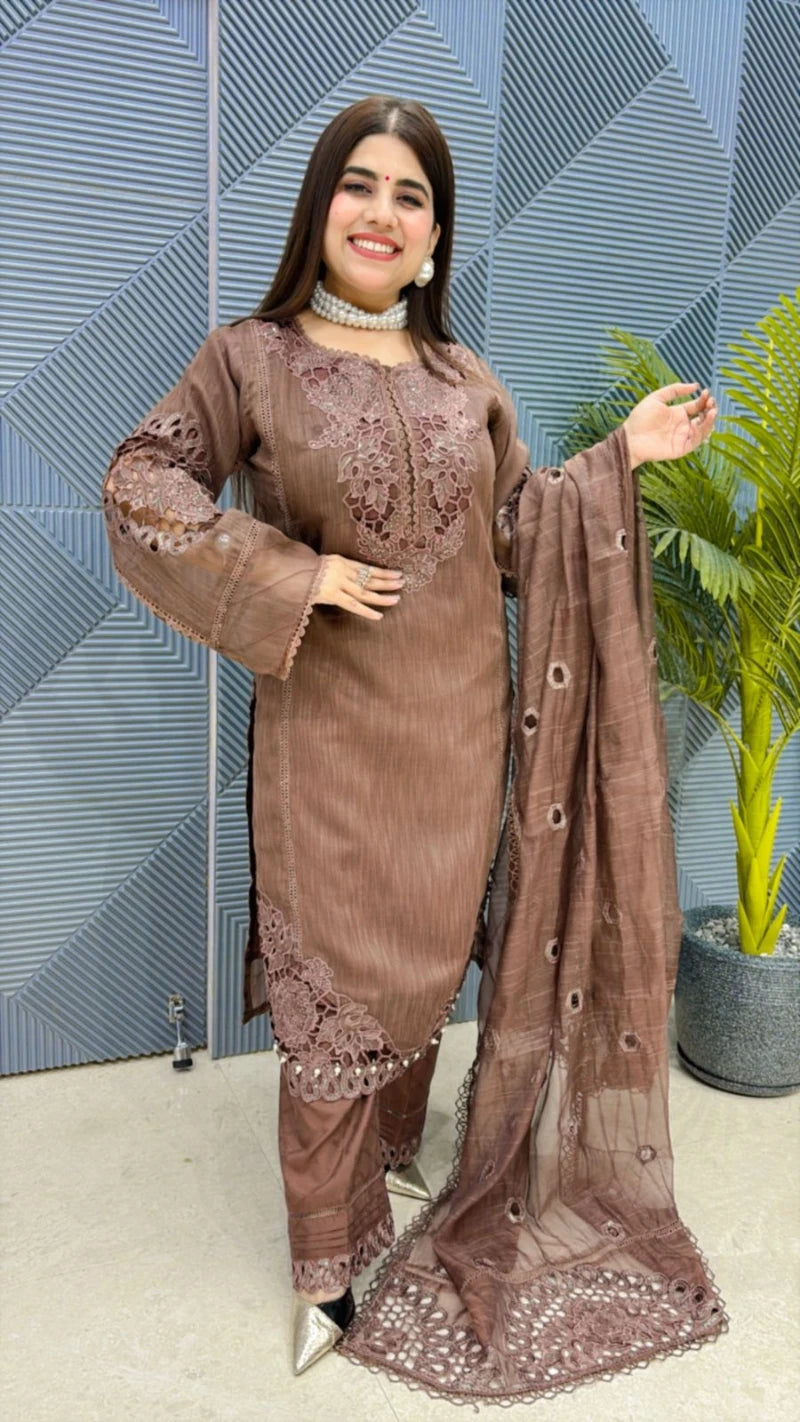 BEAUTIFUL 3 PCS. SUIT GGR1921