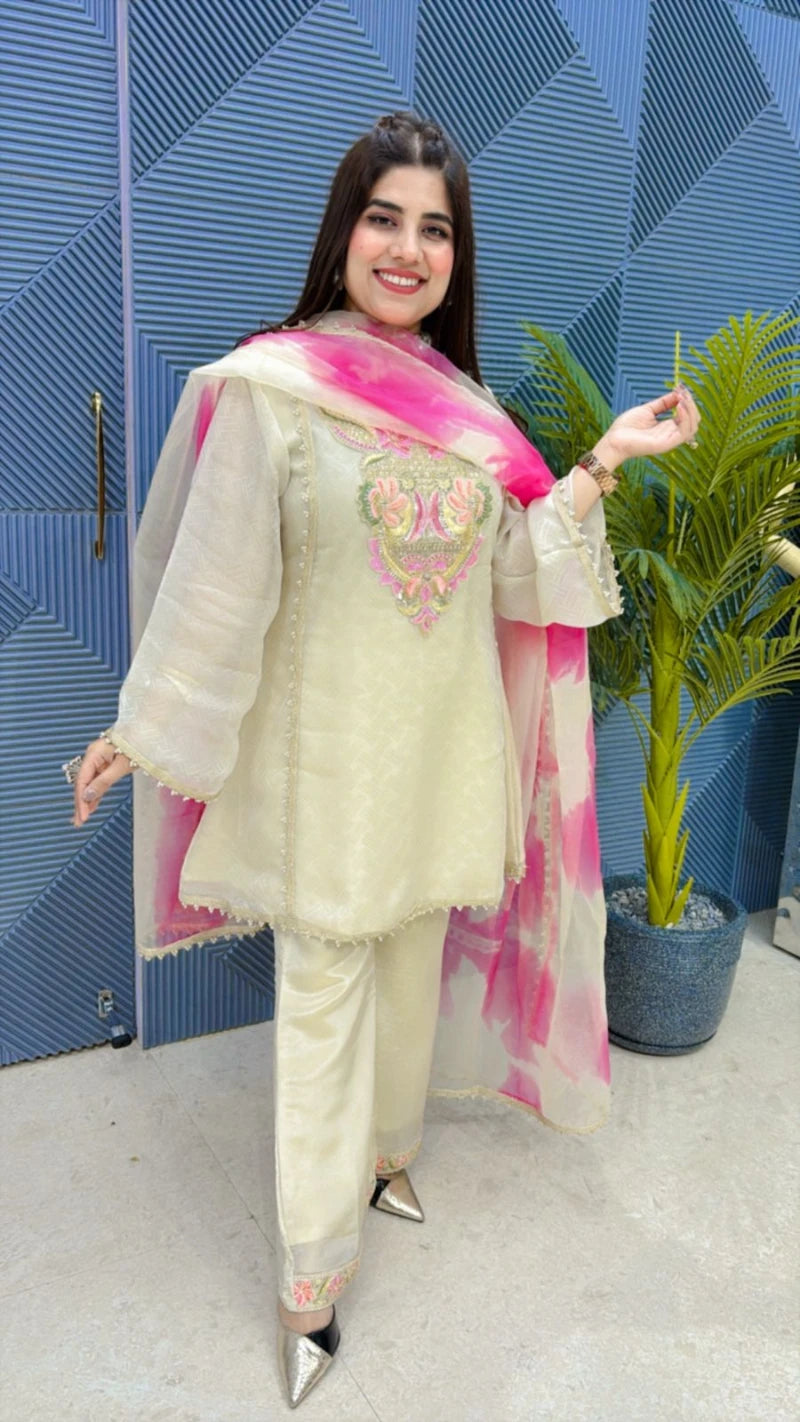 BEAUTIFUL 3 PCS SUIT GGR1938