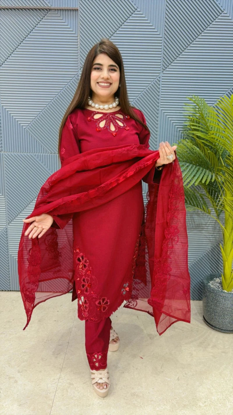 BEAUTIFUL 3 PCS SUIT GGR1999
