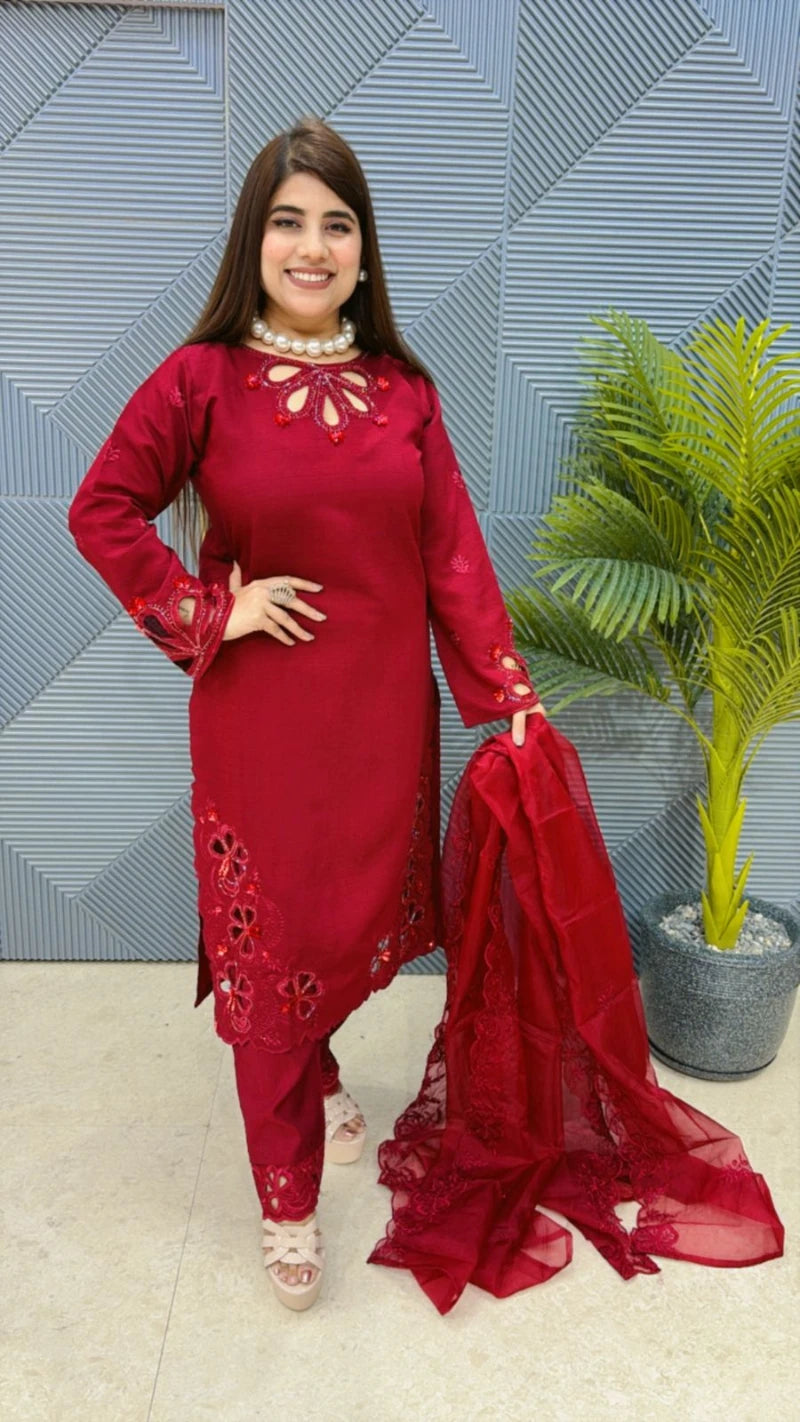 BEAUTIFUL 3 PCS SUIT GGR1999