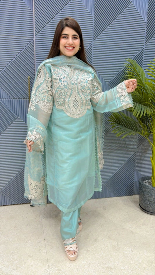 PREMIUM 3 PCS PAKISTANI SUIT GGR2068