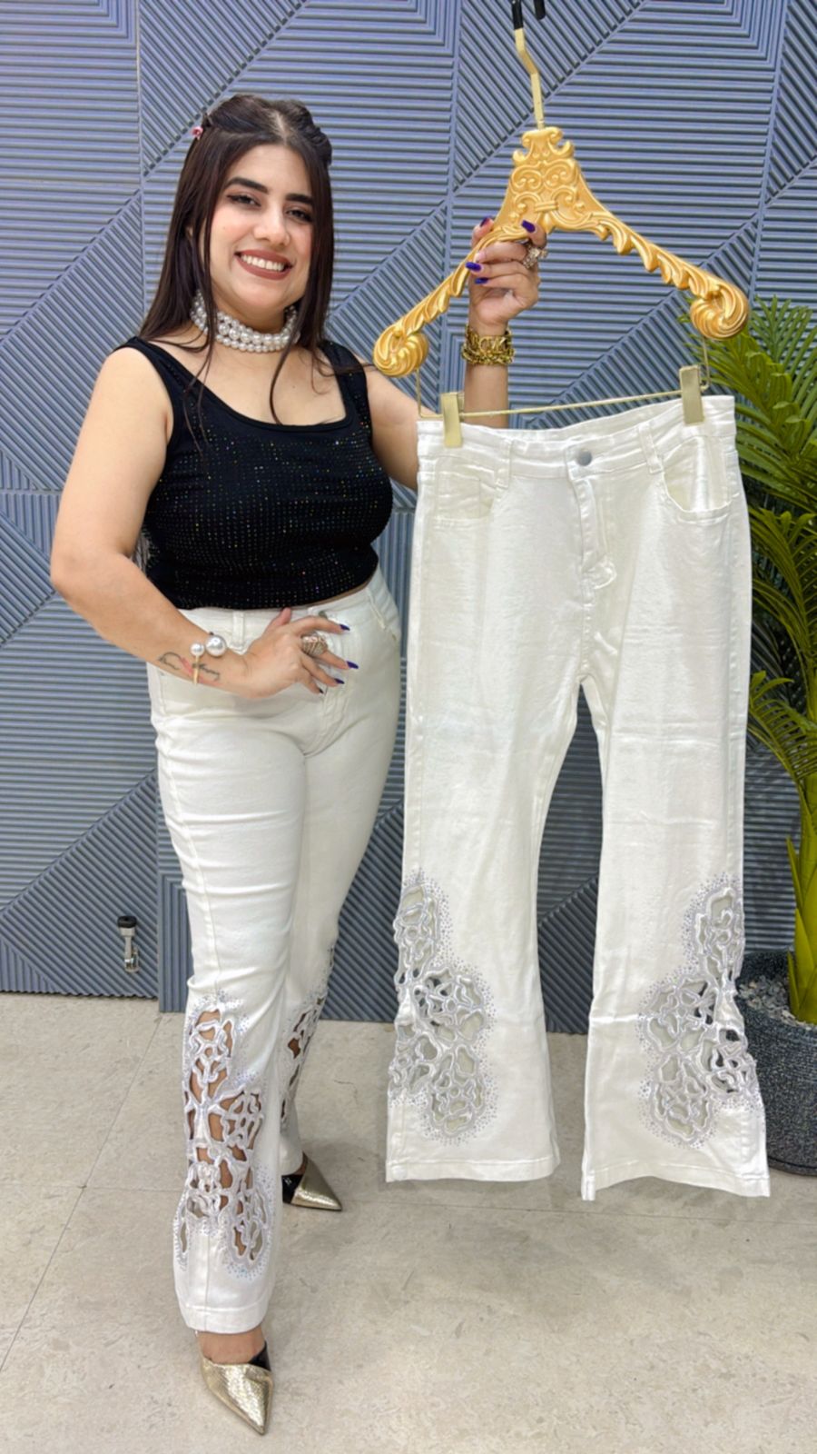 LASER CUT JEANS GGR3181