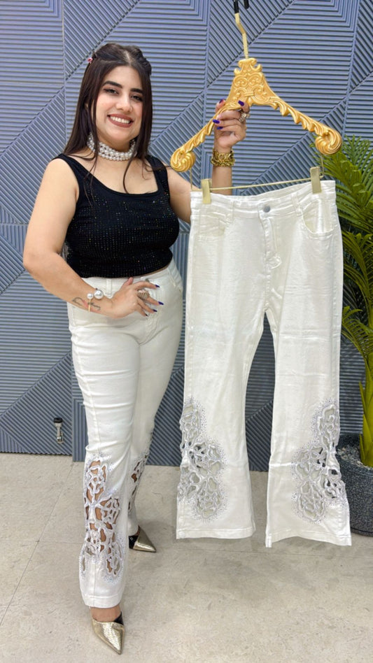 LASER CUT JEANS GGR3181