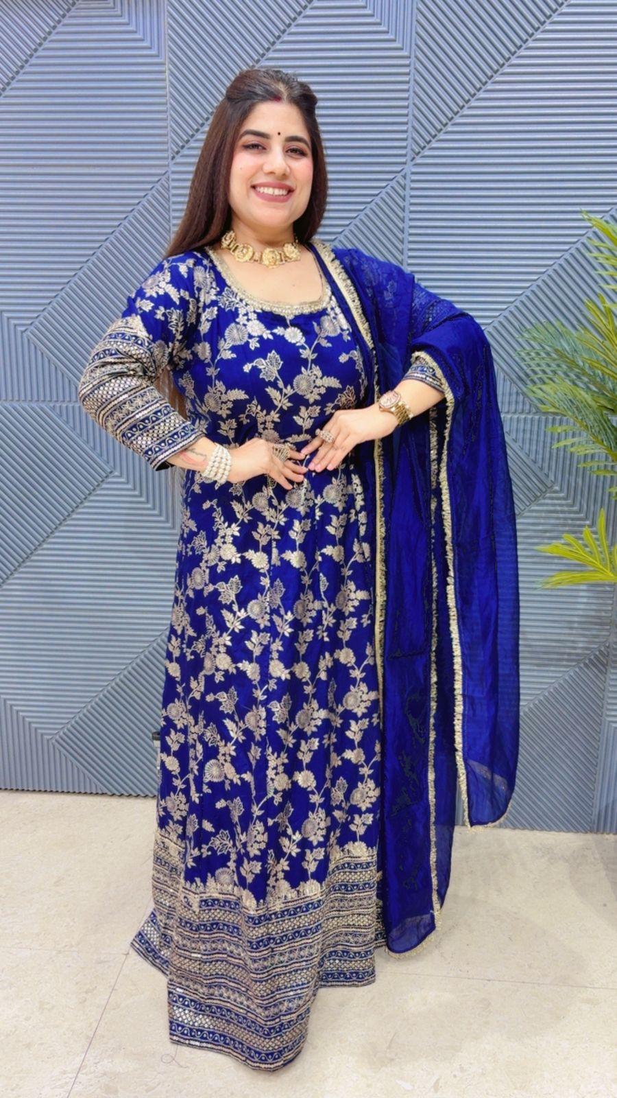 BEAUTIFUL BANARASI GOWN GGR3229