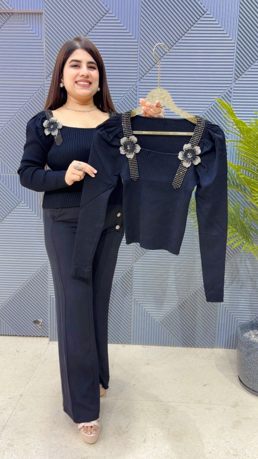 BEAUTIFUL TOP GGR3349