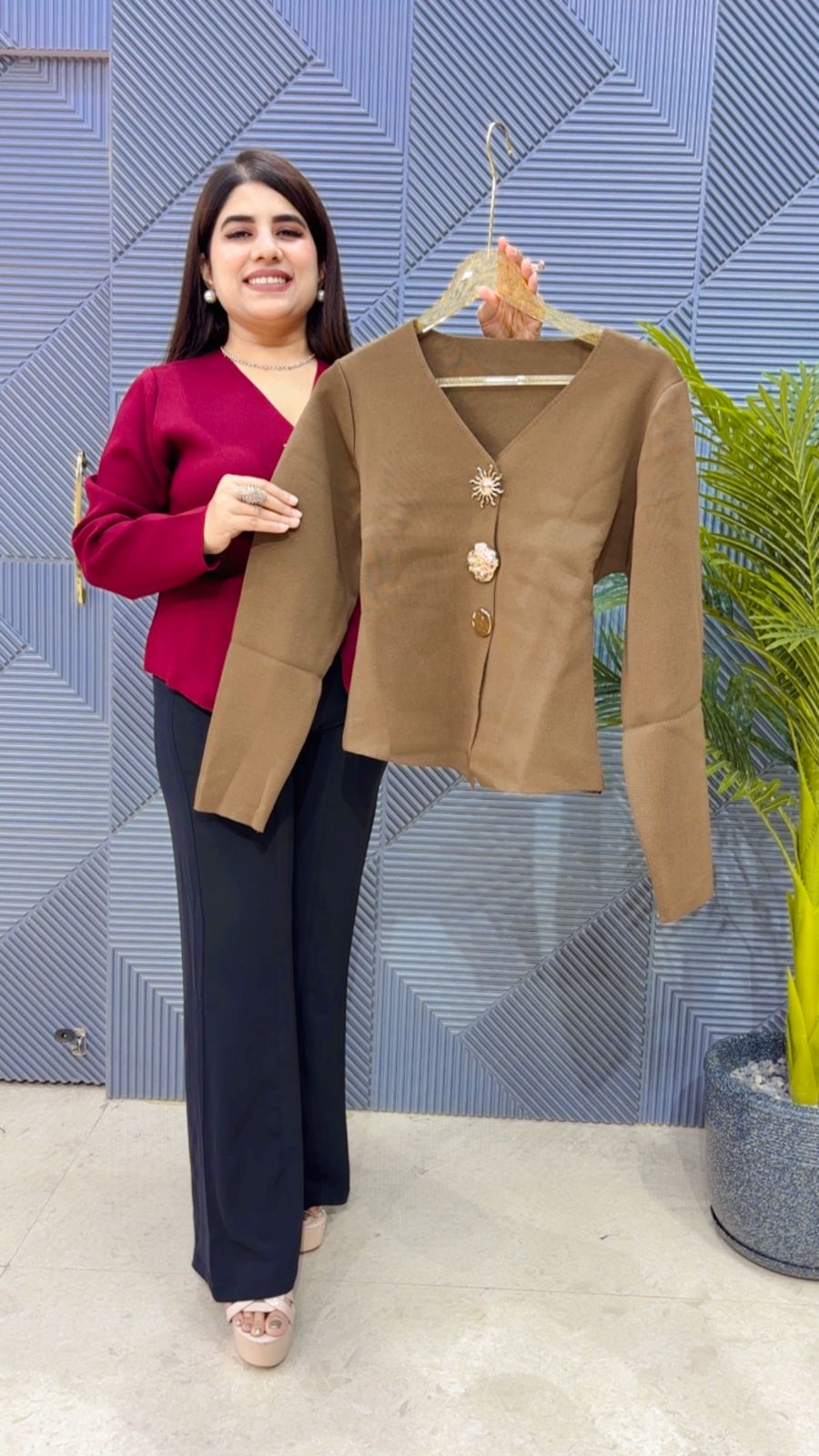 BEAUTIFUL TOP GGR3350