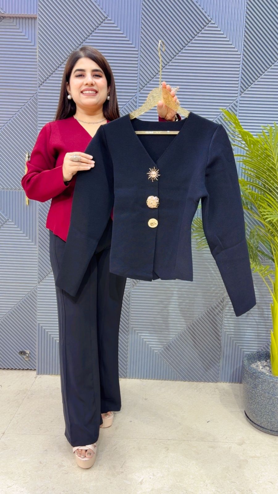 BEAUTIFUL TOP GGR3350