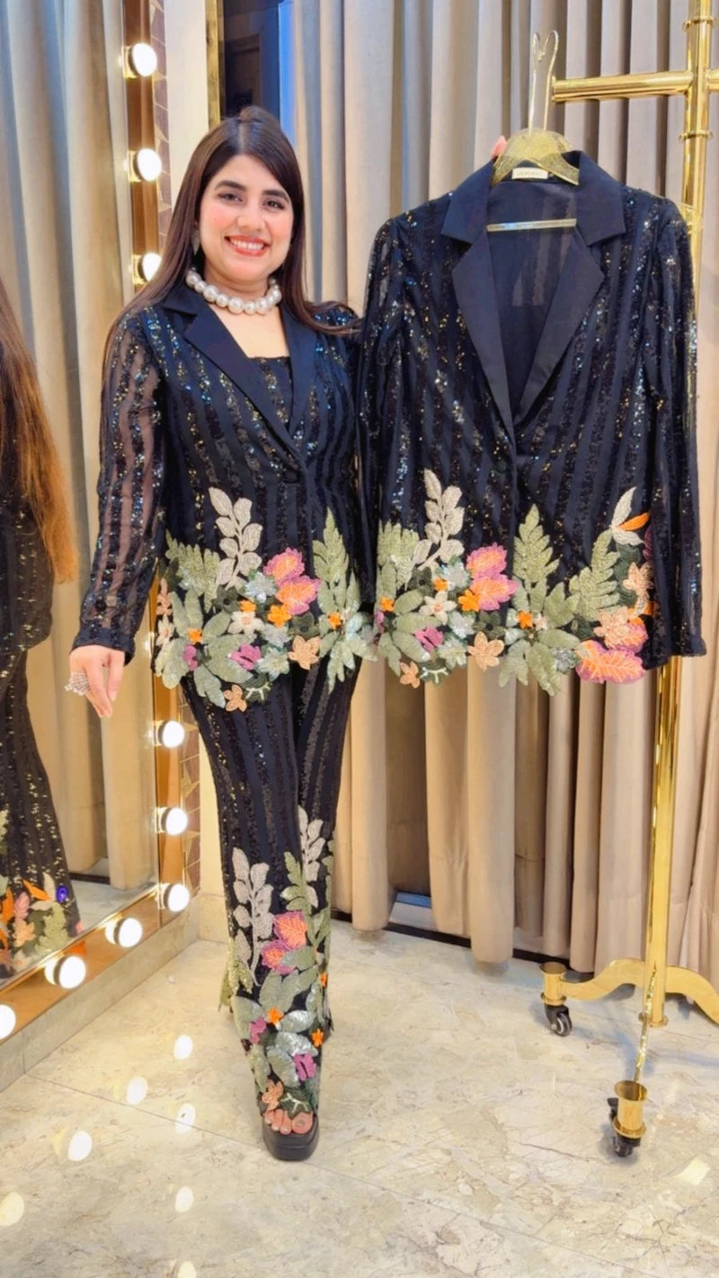 PREMIUM WINTER 3 PCS PARTYWEAR BLAZER SET GGR3421