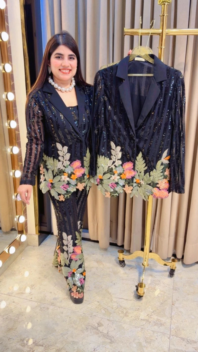 PREMIUM WINTER 3 PCS PARTYWEAR BLAZER SET GGR3421